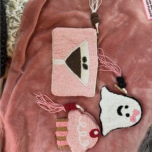 Women’s Pink Beaded Drink and Treat Pouch Set